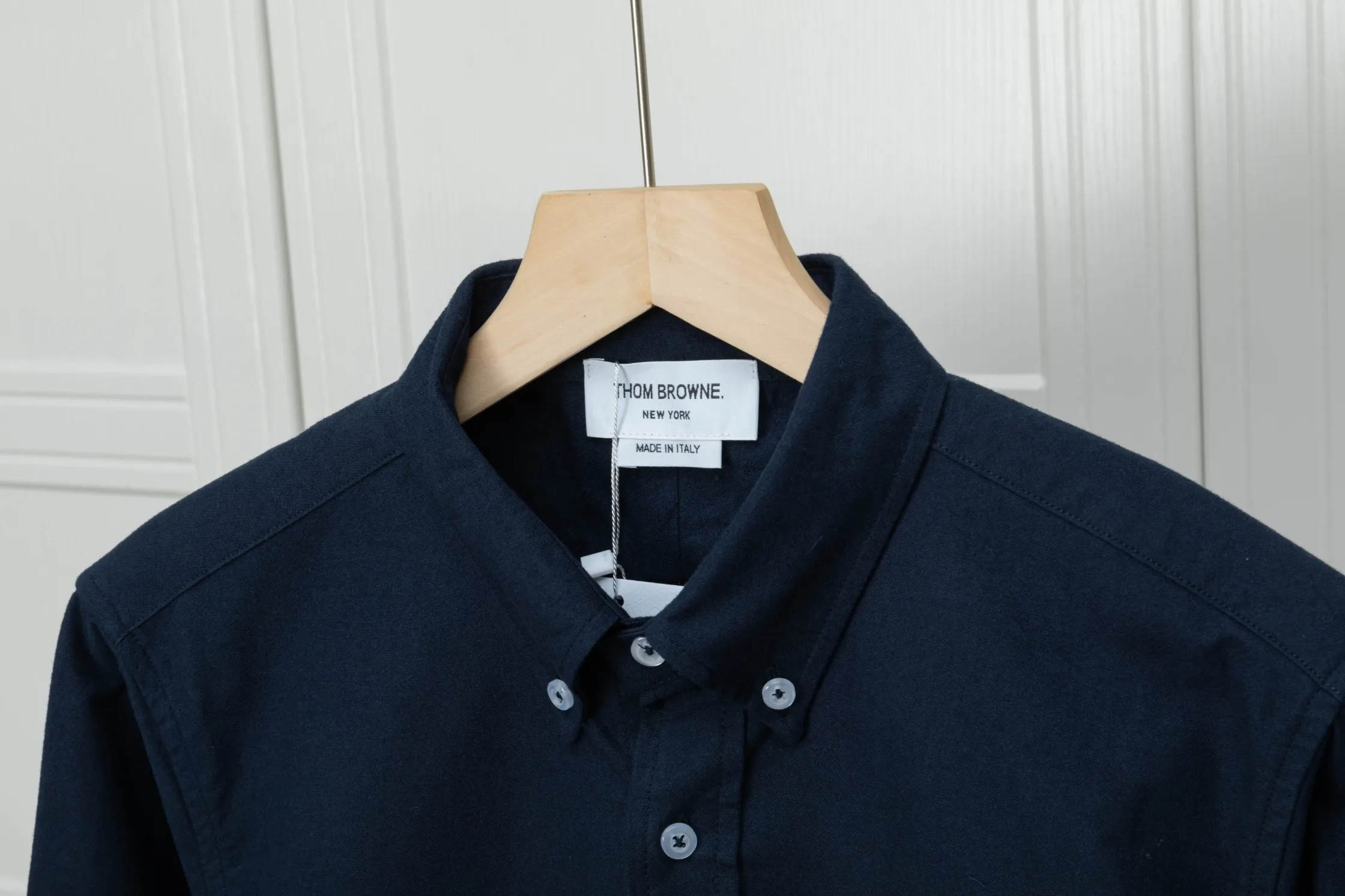 THOM BROWNE | New Arrival ， Same Style ！ ， ， ， Classic Versatile ， ！ ， ， ， ， ， ， ， ， ！ Classic ， ， ， ， Classic ， ！ White ， ， Quality ， ， ， ！ ， Versatile， ， ， ！ ：Navy Blue Sizes：01234 Size ： 174-140 ， 2 ！